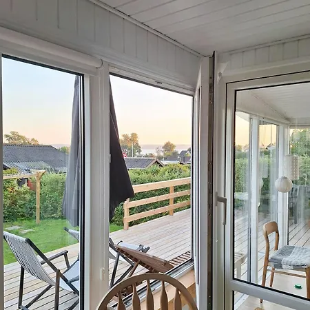 Charming Summer House Near Feriehus