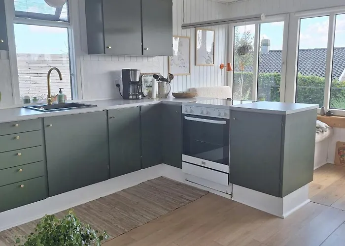 Charming Summer House Near *